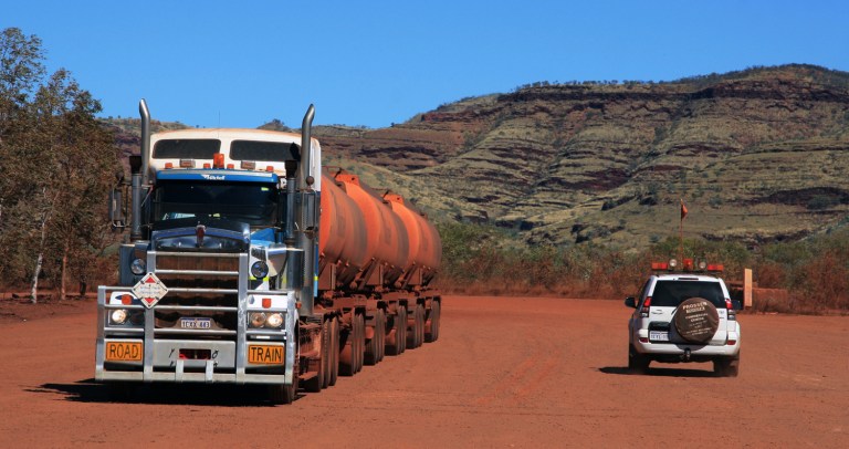 AUSTRALIE Road train Western Australia 2009